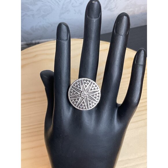 Tribal Sun Metal Shank Button Antique Silver Adjustable Ring - Picture 3 of 6